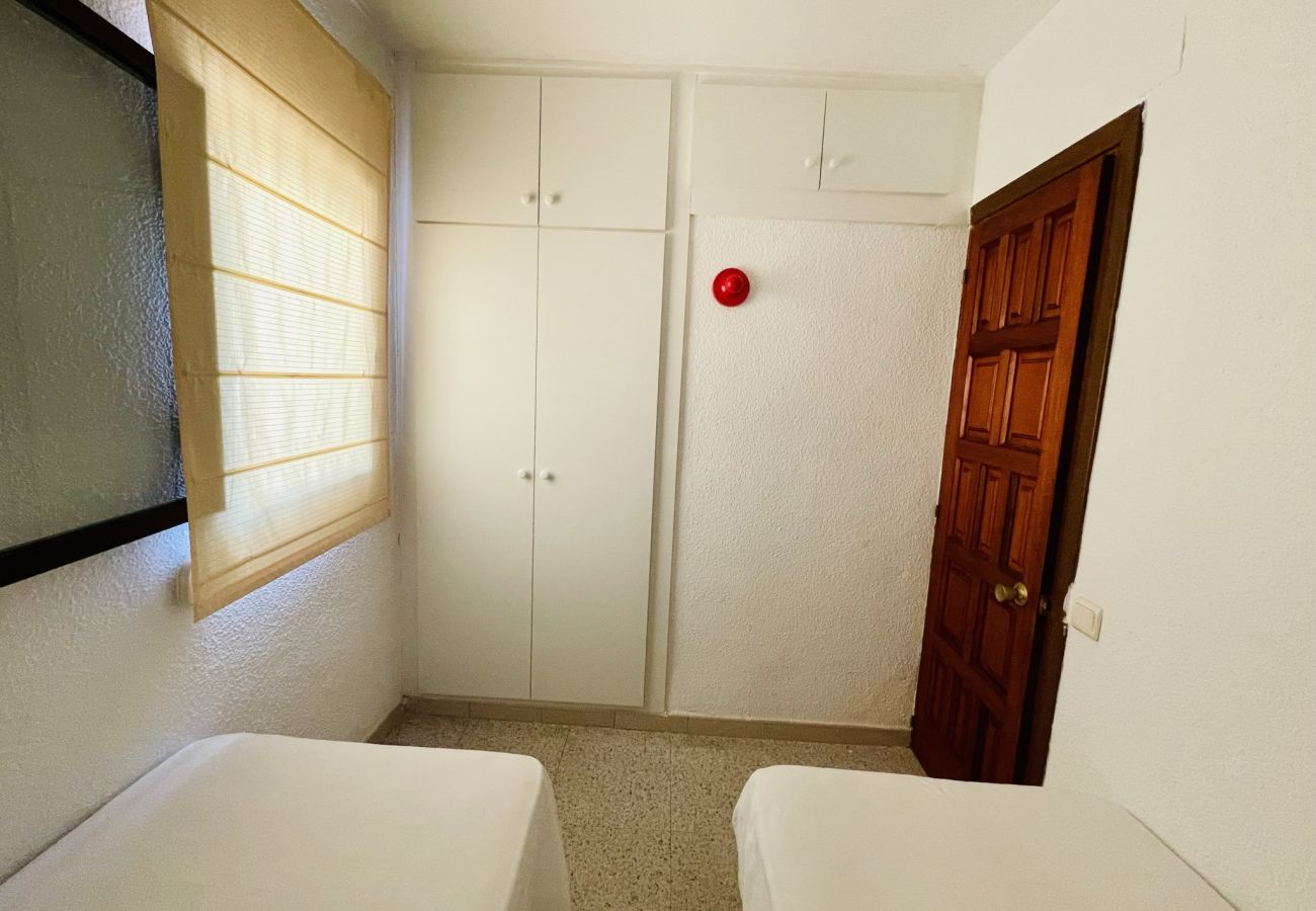 Apartamento en Benidorm - A690 - Madrimar