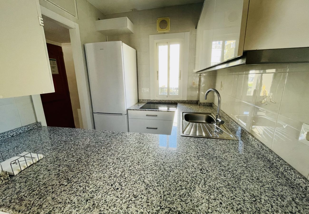 Apartamento en Benidorm - A690 - Madrimar