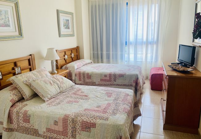 Habitación doble del apartamento vacacional de Alicante