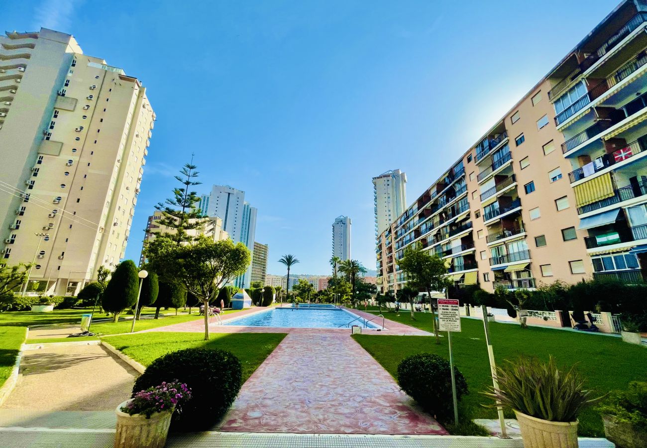 Zonas comunes de apartamento vacacional con piscina