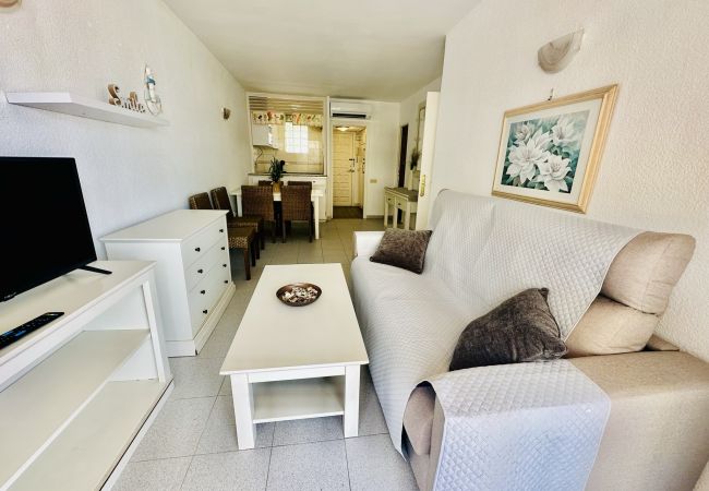 Apartamento en Benidorm - A1015 - Madrimar