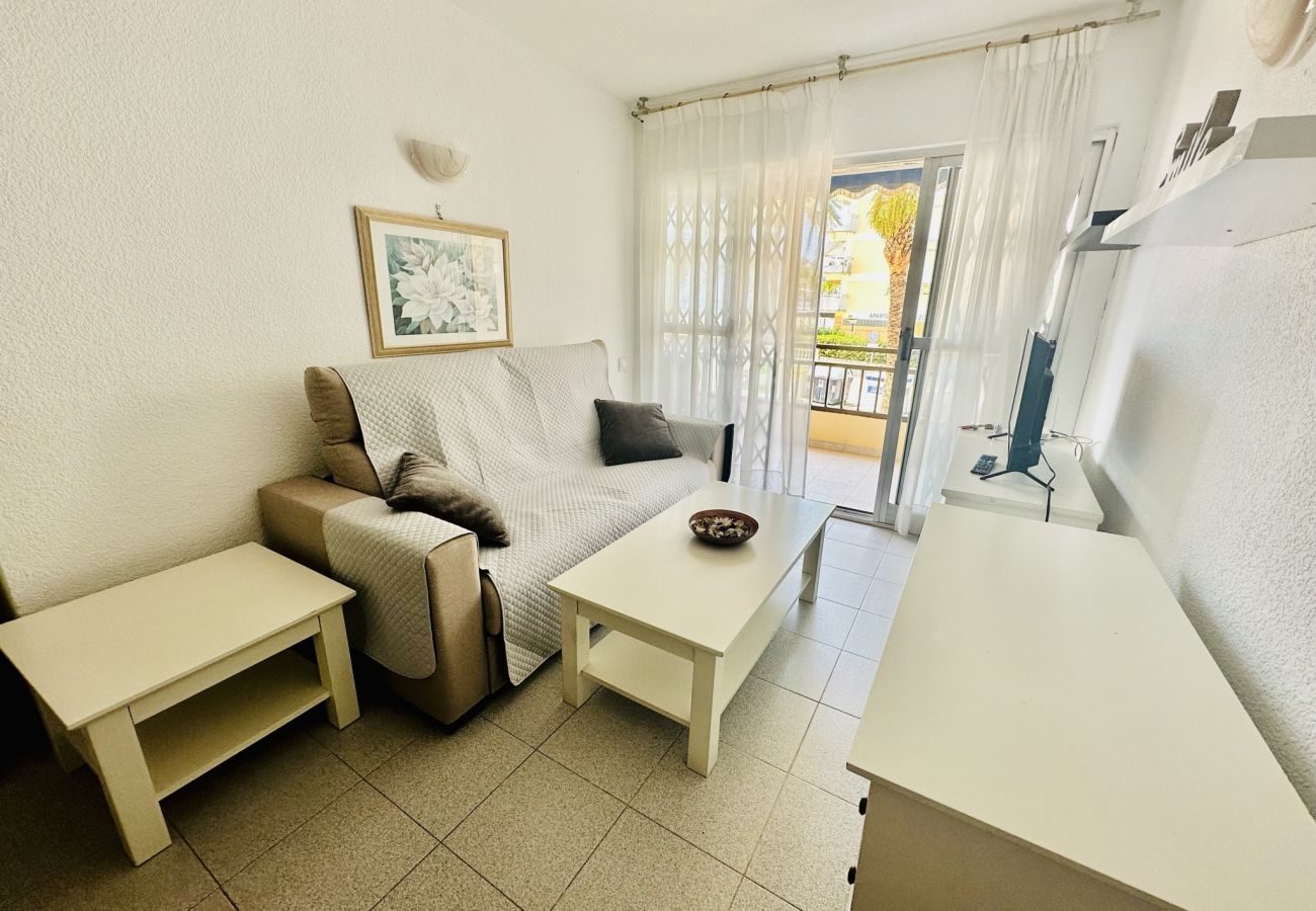Apartamento en Benidorm - A1015 - Madrimar