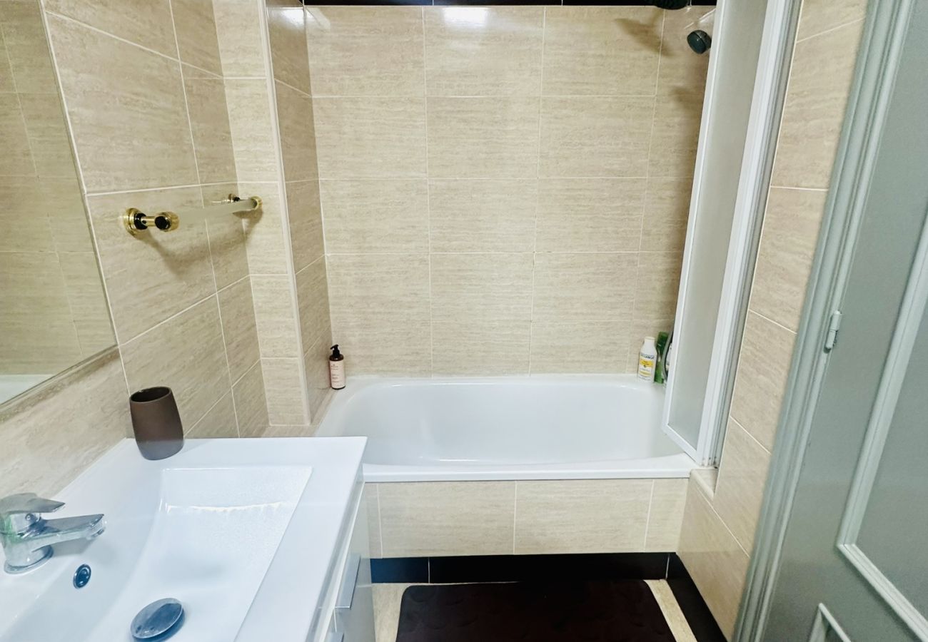 Apartamento en Benidorm - A1043 - Torre Dos Calas