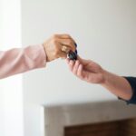 entrega de llaves de apartamento