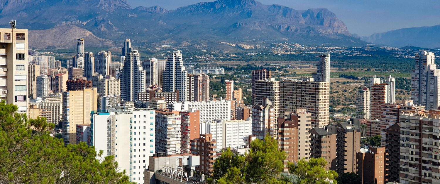 vistas de Benidorm desde un apartamento de larga estancia
