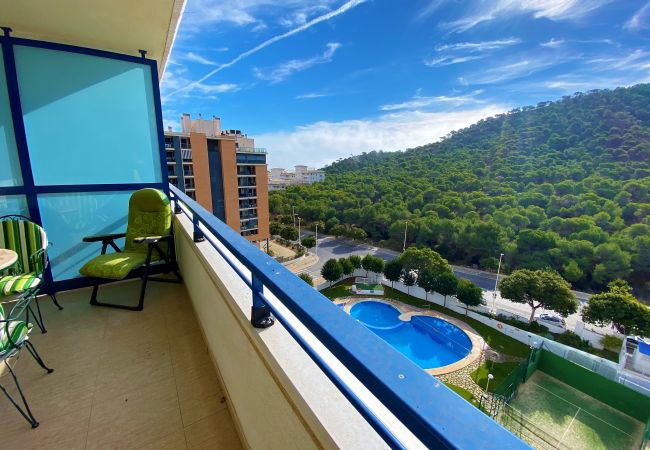 Outdoor balcony with views of the pine forest of Cala Villajoyosa