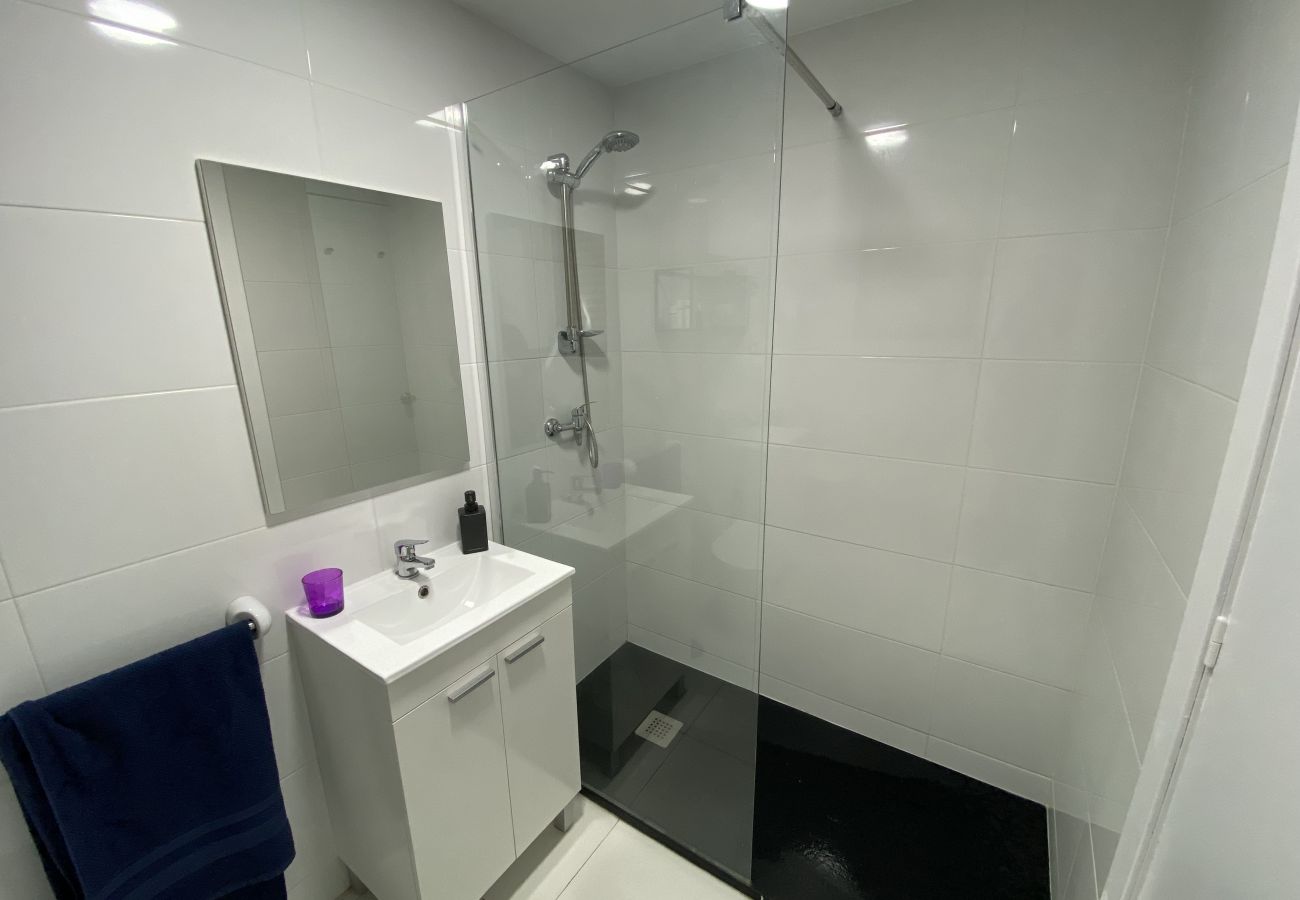 Apartment in Cala de Finestrat - A28 - Frontmar