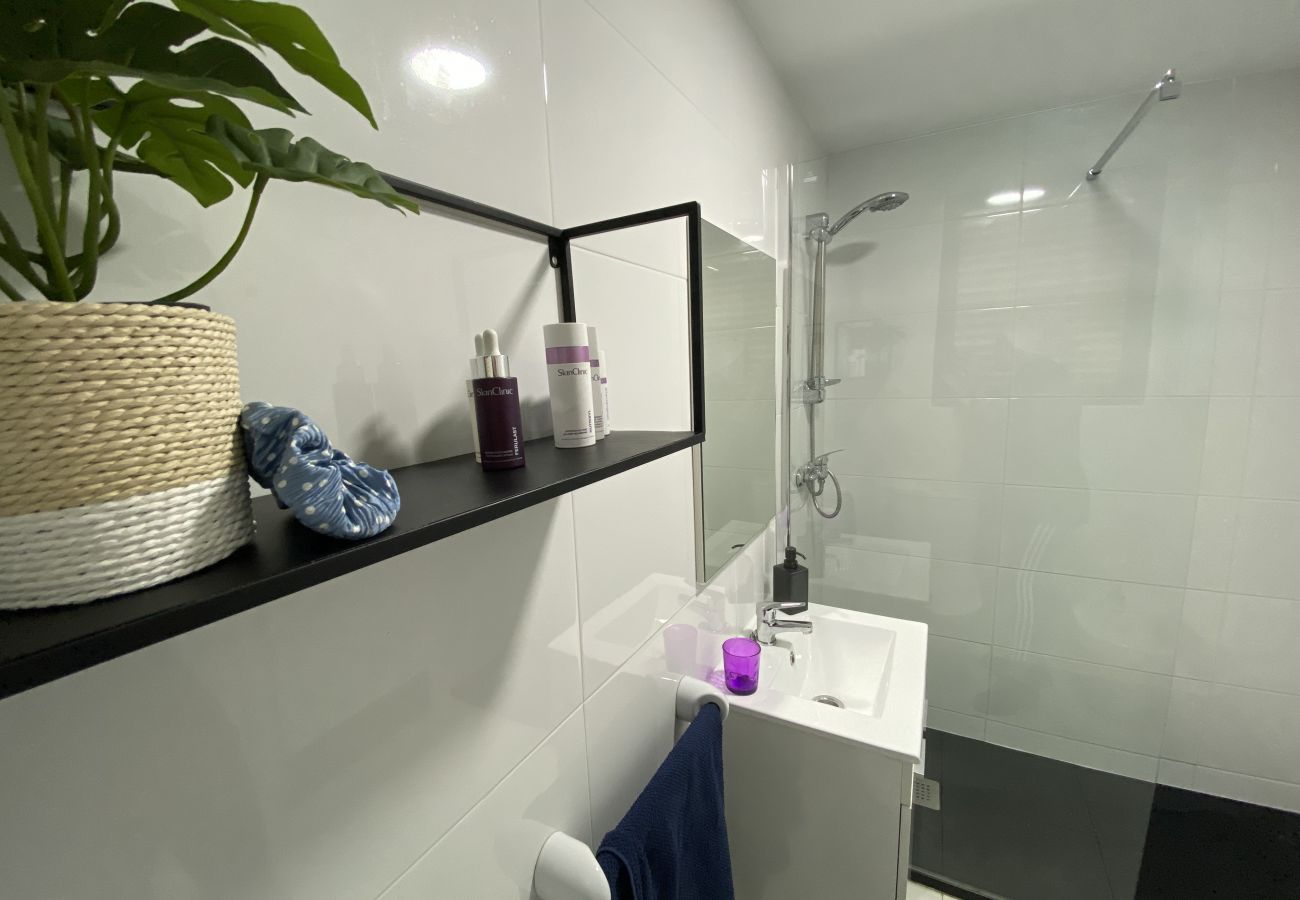 Apartment in Cala de Finestrat - A28 - Frontmar