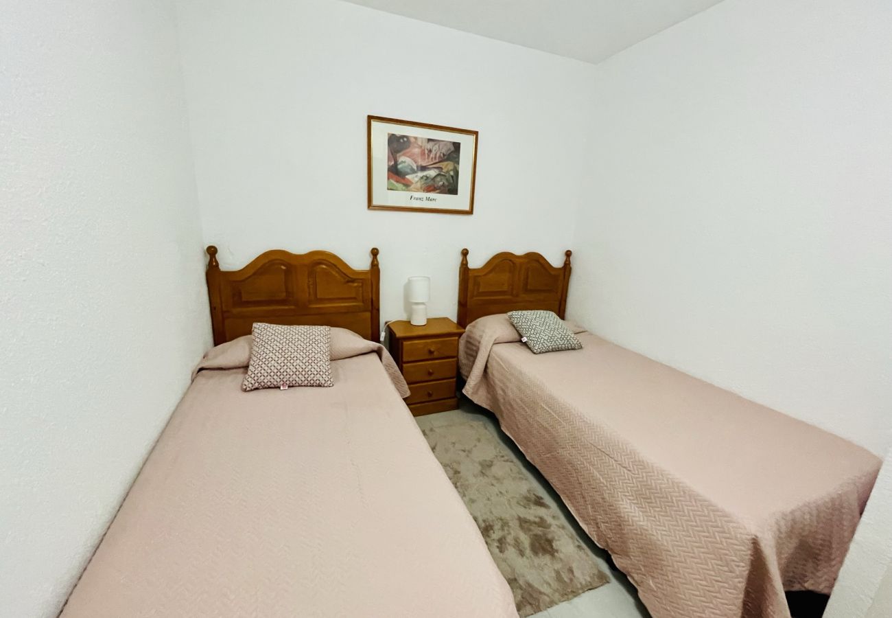 Apartment in Cala de Finestrat - A552 - Cardenal 4