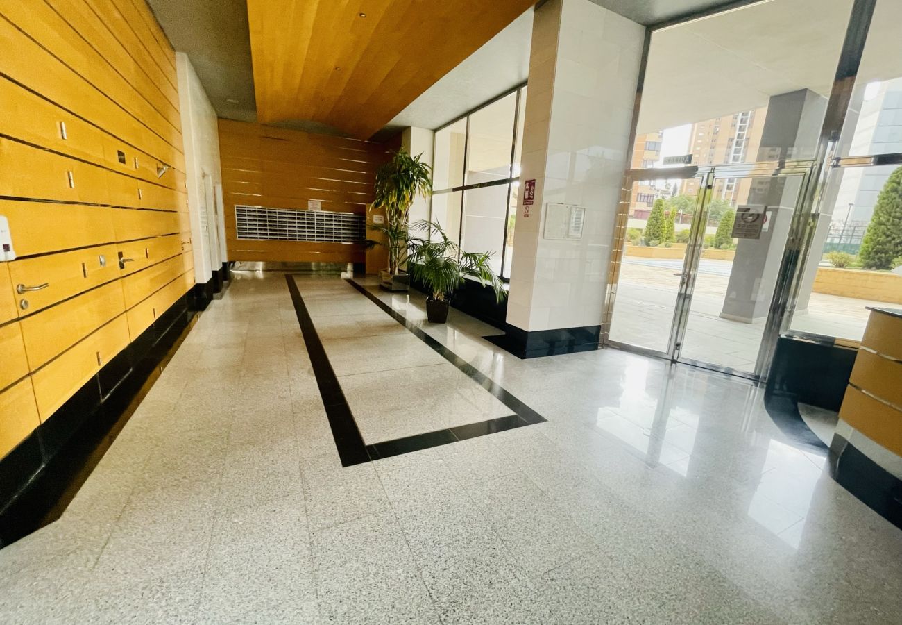 Apartment in Benidorm - A997 - Torre Doscalas
