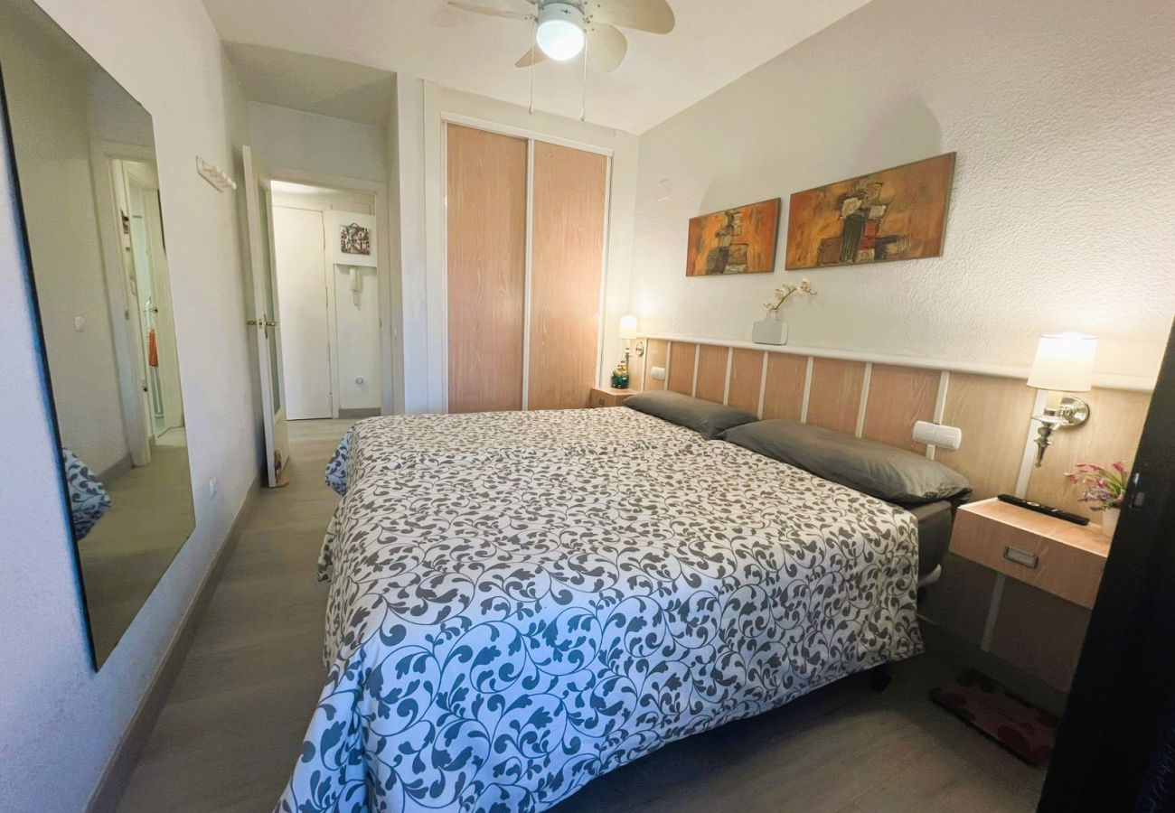 Apartment in Cala de Finestrat - T1136 - Frontmar